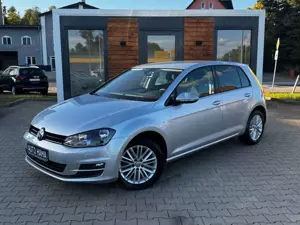 Volkswagen Golf 1.2 TSI Lim. Cup *PARKLENK*15TKM*EINMALIG*