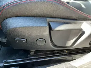 BMW 120 120d Sport-Aut. BluePerformance Urban Line Bild 2