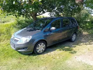 Opel Zafira Zafira 1.8 Family