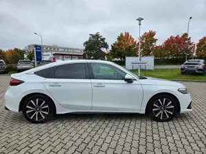 Honda Civic 2,0 e:HEV Elegance Bild 5