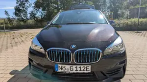 BMW 225 225 xe Advantage