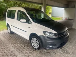 Volkswagen Caddy PKW Trendline BMT DSG  4Motion Bild 1