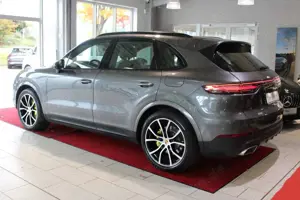 Porsche Cayenne Bild 3