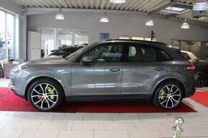 Porsche Cayenne Bild 2
