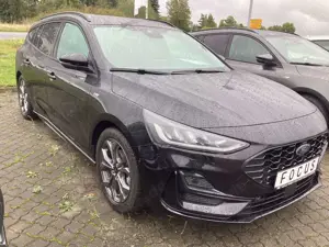 Ford Focus Turnier ST-Line X, AHK, GJR, Head-UP