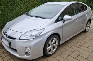 Toyota Prius Prius (Hybrid) Life