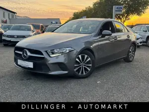 Mercedes-Benz A 180 d Lim. 8G-Tro. / 2.0 Diesel TotWi./Spur/Kam