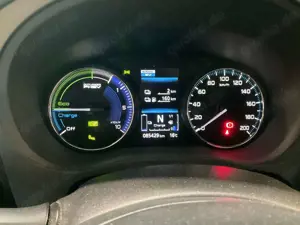 Mitsubishi Outlander Bild 2