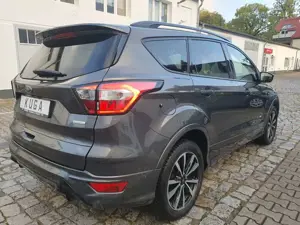 Ford Kuga Bild 5