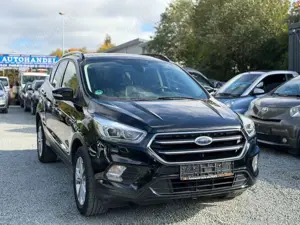 Ford Kuga Trend*4x4*Navi*Automatik*Euro 6*Panorama