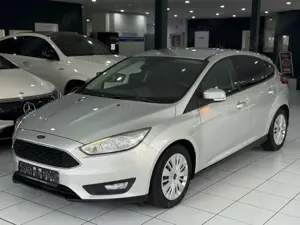 Ford Focus Lim.*AUTOMATIK*PARK-ASSIST*WINTER*