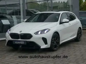 BMW 120 d M Sportp. ACC Pl.*Pano*Headup+HarmKard°AHK Bild 1