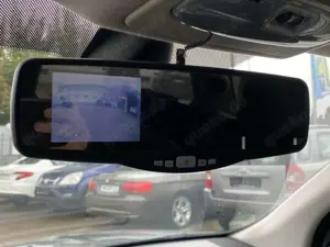 Land Rover Freelander 2 i6 HSE AHK HU 2/27 Bild 5