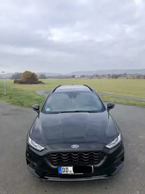 Ford Mondeo Turnier 2.0 Ti-VCT Hybrid ST-Line Bild 3