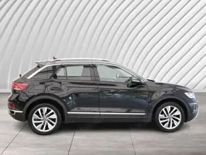 Volkswagen T-Roc Style M Sport ACC AHK NAVI Standh. LED LM Bild 4