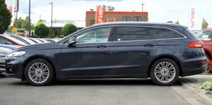 Ford Mondeo Turnier Titanium Klimaaut. LED Navi AHK Bild 3