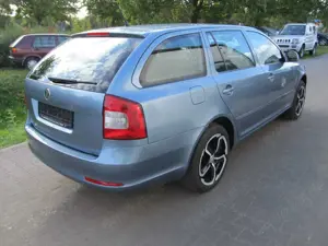 Skoda Octavia Ambiente - Automatik - Klima - LM-17-Zoll Bild 4