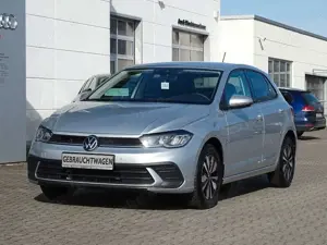 Volkswagen Polo 1.0 TSI DSG Move - LED / NAVI