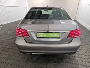 Mercedes-Benz E 350 Avantgarde LED ILS, Schiebedach, Memory Bild 4