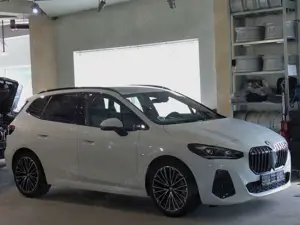 BMW 218 i M Sport HUD,360°,19 Zoll Bild 3