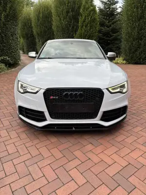 Audi RS5 4,2l V8 Akrapovic