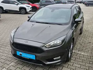 Ford Focus Focus*Turnier*1.5*Automatik*ST-Line*Navi*AHK*PDC*