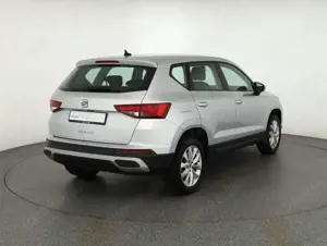 SEAT Ateca 1.5 Style AHK Navi Kamera Sitzheizung DAB Bild 5