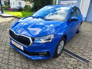 Skoda Fabia Ambition 1.0TSI 95PS mit Tempomat Einparkhilfe ...