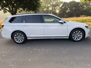 Volkswagen Passat Variant B8 3G Variant 2.0 TDI SCR Trendline Bild 4
