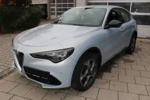 Alfa Romeo Stelvio Ti Q4 Matrix-LED Garantie 05-2027