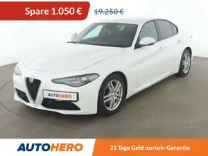 Alfa Romeo Giulia 2.2 JTDM Super*NAVI*XENON*TEMPO*CAM*PDC*SHZ*KLIMA