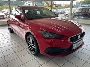 SEAT Leon Style *LED*AHK*TOP-Zustand*Tempomat* Bild 3