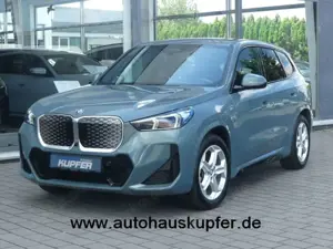 BMW X1 xDrive30 Sportpaket*AHK*ACC-elSportsitz*Head