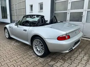 BMW Z3 Roadster 3.0iA/Sportpaket/SHZ/TÜV NEU/Klima Bild 4