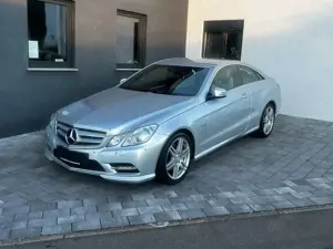 Mercedes-Benz E 350 CDI Coupe/Amg-Paket/1.Hand