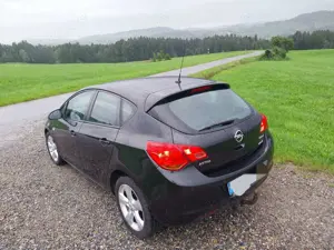 Opel Astra 1.3 CDTI DPF ecoFLEX Design Edition Bild 5