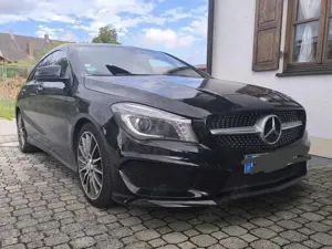 Mercedes-Benz CLA 200 CLA Shooting Brake Shooting Brake 7G-DCT AMG Line