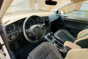 Volkswagen Golf Variant 1.6 TDI (BlueMotion Technology) Comfortline Bild 3