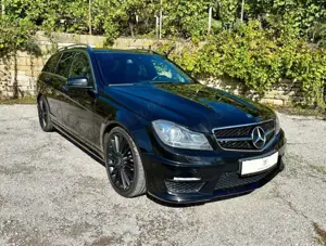 Mercedes-Benz C 63 AMG Bi-Xenon, Kamera, PTS, Harman Kardon ! Bild 1