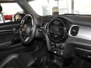 MINI Cooper SE MINI Yours Trim Bild 5