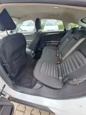 Ford Mondeo Mondeo 1.5 EcoBoost Start-Stopp Business Edition Bild 3