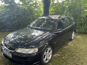 Opel Vectra 2.2 Caravan Zender  Sport