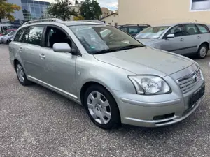 Toyota Avensis Combi Sol 1.8-l-VVT-i 16V / Tüv 8.26