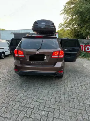 Fiat Freemont 2.0 Multijet 16V DPF Automatik Allrad My Bild 3