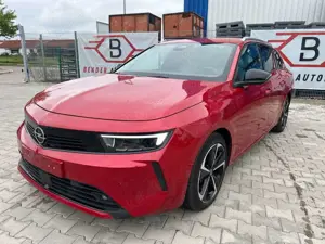 Opel Astra L Sports Tourer Business Elegance Plug-in-