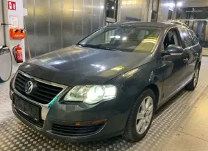 Volkswagen Passat Variant TDi Trendline Navi Klima 2 HandPreis inkl Tüv