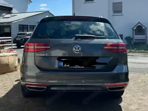 Volkswagen Passat Variant Passat Variant 2.0 TDI SCR DSGBMT) Highline Bild 2