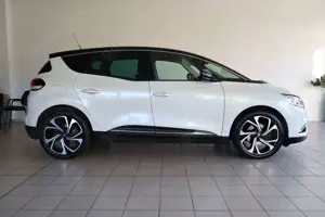 Renault Scenic IV BOSE Automatik Navi Kamera Massage AHK Bild 2