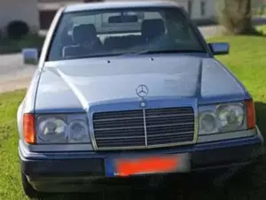Mercedes-Benz E 230 W 124, H-Kennzeichen,  super Zustand, Automatik