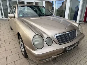 Mercedes-Benz E 220 CDI AVANTGARDE,2.Hand,Automatik,TüV 11.25